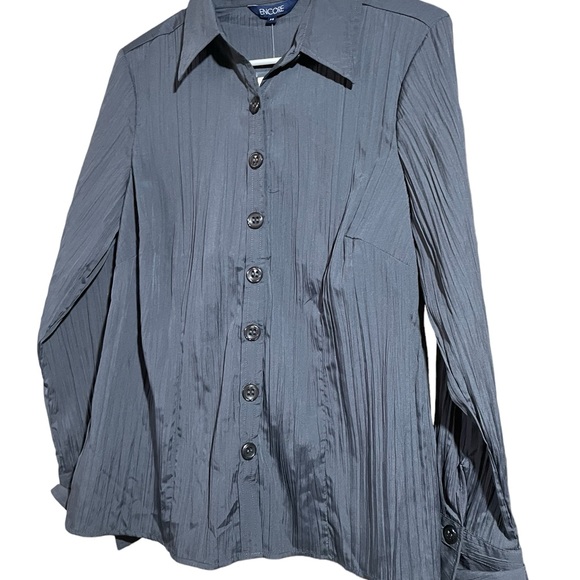 Encore Gray Crinkled Blouse Button Up - has a sheen to the fabric - Size 14 NWT - Picture 2 of 8